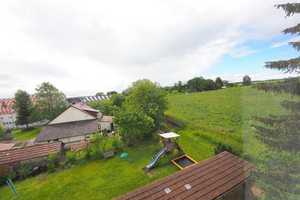 ruhig, in zweiter Baureihe, freistehend, 3 Geschosse mit Aussicht, entkerntes Bauernhaus zum Ausbau – Biberach (Kreis) – Vorschaubild 10