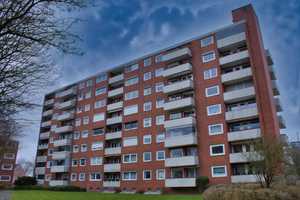 Kiel-Ellerbek: Attraktive 4-Zimmer-Wohnung mit viel Platz zum Wohlfühlen – Poppenrade 37, 24148 Kiel – Vorschaubild 2