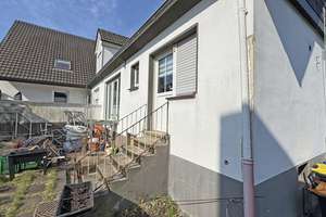 Doppelhaushälfte mit genehmigtem Umbaukonzept und großem Entwicklungspotenzial in Voerde! – Die vollständige Adresse der Immobilie erhältst du vom Anbieter., 46562 Voerde (Niederrhein) – Vorschaubild 6
