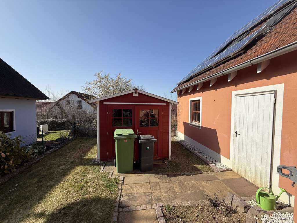 Immobilie in Beratzhausen - Die Gelegenheit - Großzügiges Einfamilienhaus - Aktuell Kapitalanlage, zeitnah frei! - Bild 2