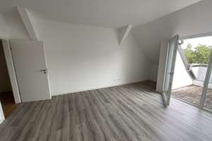 Geräumige 2 Zimmer- Wohnung mit Wohnküche, Balkon und Duschbad im Dachgeschoss – Vorwerker Str. 107, 23554 Sankt Lorenz Nord, Lübeck – Vorschaubild 6
