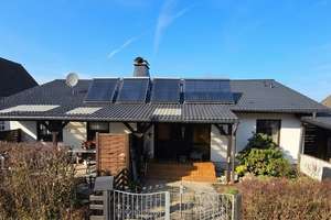 Charmanter Bungalow mit Einliegerwohnung und Garage in ruhiger Lage von Waldbröl-Hermesdorf