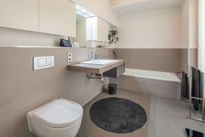 Zu Verkaufen! Bezugsfreie 3-Zimmer-Erdgeschoss-Wohnung mit Privatgarten im Samariterkiez! – Bänschstraße 85A, 10247 Friedrichshain, Berlin – Vorschaubild 17