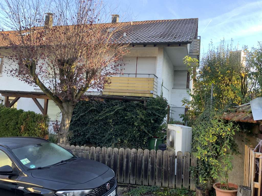 Immobilie in Wernau (Neckar) - Große  1-2 Familien Doppelhaushälfte mit Potenzial in Wernau (Neckar) mit 219 m² Wohnfläche - Bild 1