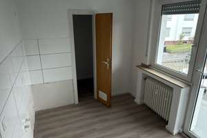     Renovierte 3-Zimmer-Wohnung mit Balkon in gepflegtem Mehrfamilienhaus – Die vollständige Adresse der Immobilie erhältst du vom Anbieter., 42699 Ohligs/Aufderhöhe/Merscheid, Solingen – Vorschaubild 6
