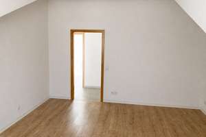 Helle 2-Zimmer Wohnung mit Balkon in der Neuen Str. – 39104 Buckau, Magdeburg – Vorschaubild 2
