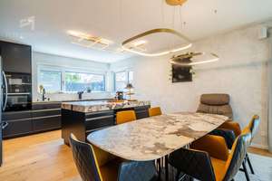 Cooles Designer-Einfamilienhaus im Bauhausstil mit Garten, zwei Dachterrassen und privatem Spa – Die vollständige Adresse der Immobilie erhältst du vom Anbieter., 80997 Allach, München – Vorschaubild 13