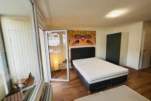 1 Zimmer Wohnung möbliert mit Balkon Küche Abstellraum – Berliner Str. 103, 51063 Mülheim (Ortsteil), Köln – Vorschaubild 1