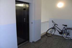 Dachgeschoss mit Lift! Helle renovierte 2 RWG mit ebenerdiger Dusche zu vermieten! – Lockwitzer Straße 15, 1219 Strehlen, Dresden – Vorschaubild 14