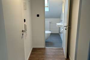 Neu renovierte Dachgeschosswohnung mit Balkon in  Durmersheim – Schwarzwaldstr 1a, 76448 Durmersheim – Vorschaubild 7
