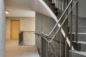 Viel Raum für Familie und Homeoffice – 4-Zimmer-Wohnung mit umlaufendem Balkon | KfW40 – Warngauerstraße 6a, 83666 Waakirchen – Vorschaubild 14