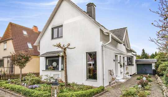 Bild von Bremen-Schloßparksiedlung: Großzügiges Zweifamilienhaus mit Garten-ideal für Familien/Teilvermietung