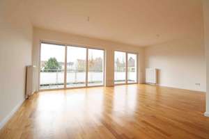 Modernisierte 2-Zi.-Whg. mit Balkon, Garage & Aufzug in ruhiger Lage von BI-Brake/Stedefreund – Die vollständige Adresse der Immobilie erhältst du vom Anbieter., 33729 Heepen, Bielefeld – Vorschaubild 3