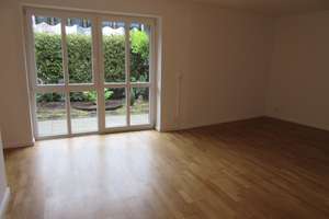 TOP - 1-Zi.-Wohnung -frei- EG mit Terrasse und Gartenanteil