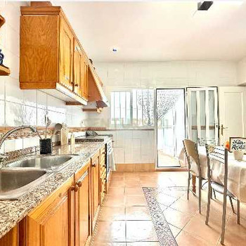 Geräumiges Haus mit privatem Pool und Freizeitbereich in Turre, Almería