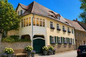 Charmantes Haus mit Innenhof & Terrassen – viel Platz für Familien und kreative Ideen – Die vollständige Adresse der Immobilie erhältst du vom Anbieter., 6648 Eckartsberga – Vorschaubild 3