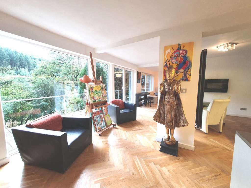 Immobilie in Schleiden - ++ BESONDERES EINFAMILIENHAUS + SONNENTERRASSE + GARTEN IN TRAUMLAGE!! ++ - Bild 2