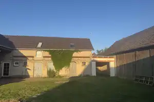 Drei-Seithof mit Bodenplatte & Baugenehmigung f. freigeplanten Bungalow – Teltow-Fläming (Kreis) – Vorschaubild 2