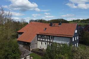 Idyllisches Anwesen mit Reitplatz am Ortsrand für Pferdeliebhaber – Die vollständige Adresse der Immobilie erhältst du vom Anbieter., 36325 Feldatal – Vorschaubild 4
