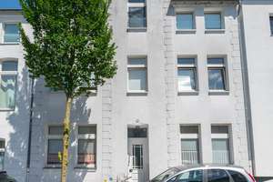 Attraktive Kapitalanlage  6-Familienhaus im Ortskern von Lintorf – Die vollständige Adresse der Immobilie erhältst du vom Anbieter., 40885 Lintorf, Ratingen – Vorschaubild 1
