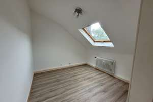 Wohnen mit Charakter: 3,5-Zimmer-Dachgeschosswohnung in Bonn – Die vollständige Adresse der Immobilie erhältst du vom Anbieter., 53115 Weststadt, Bonn – Vorschaubild 9