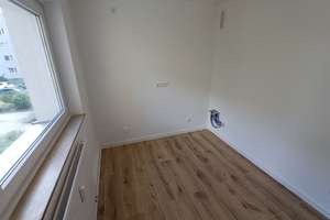 Frisch modernisierte 3 Zimmer-Wohnung mit Balkon in München – Max-Wönner-Straße 30, 80995 Lerchenau-West, München – Vorschaubild 5