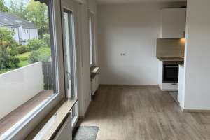 Sehr helle, hochwertig sanierte 1,5-Zimmer-Wohnung mit großem Balkon in Stuttgart-Heumaden – Thymianweg 7, 70619 Heumaden, Stuttgart – Vorschaubild 2