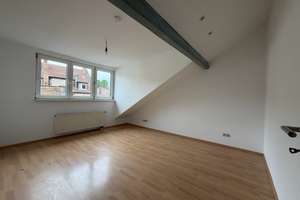 Schöne Dachgeschosswohnung mit offenem Wohnbereich – Die vollständige Adresse der Immobilie erhältst du vom Anbieter., 68167 Neckarstadt-West, Mannheim – Vorschaubild 4