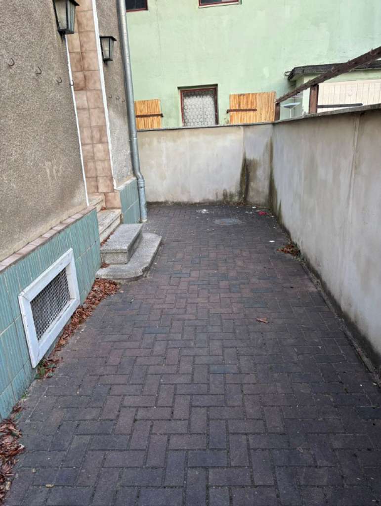 Immobilie in Meuselwitz - Stadthaus mit Potenzial in Meuselwitz – Gestalten Sie Ihr neues Zuhause nach eigenen Ideen - Bild 2