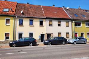 Reihenmittelhaus mit Potenzial für Handwerker in Uffenheim – Die vollständige Adresse der Immobilie erhältst du vom Anbieter., 97215 Uffenheim – Vorschaubild 2