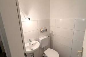 Traumhaft schöne, komplett sanierte, 3 Zimmer Wohnung mit Balkon in Duisburg zu vermieten – Bahnhofstr. 67, 47138 Mittelmeiderich, Duisburg – Vorschaubild 16