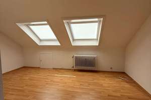 Großzügige, renovierte Doppelhaushälfte /Stichstraße in bester, ruhiger Lage Nürnberg - Weiherhaus ! – Die vollständige Adresse der Immobilie erhältst du vom Anbieter., 90455 Kornburg, Worzeldorf, Nürnberg – Vorschaubild 11
