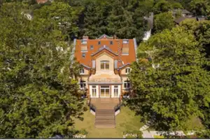 Botschaftsresidenz! Embassy Residence  with the direct access to the lake& moorings in Wannsee – Alsenstrasse 28, 14109 Berlin – Vorschaubild 2