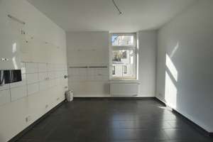 Altbaucharme trifft moderne Ausstattung! Großzügige 3-Zimmer-Wohnung ab sofort frei
 – 40215 Friedrichstadt, Düsseldorf – Vorschaubild 7