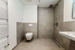 Stilvolles, möbliertes Apartment – Einziehen & wohlfühlen|| Einbauküche & Tiefgarage – Hölderlinstraße 65, 50858 Weiden, Köln – Vorschaubild 5