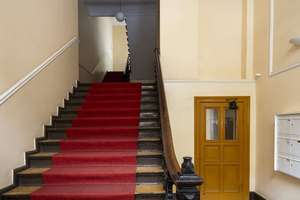 Großzügige, bezugsfreie 5-Zimmer-EG-Altbauwohnung in Moabit nahe Wasser, Parks und Cafés! – Calvinstraße  33, 10557 Moabit, Berlin – Vorschaubild 38