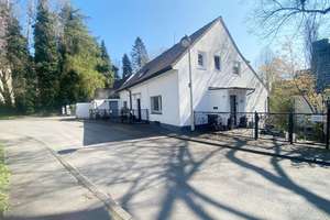 Viel Platz, zwei Terrassen, kleiner Garten und moderner Wohnkomfort in Ohligs