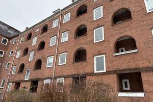 2-Zimmerwohnung mit Balkon und geräumiger Küche ab sofort zu vermieten – Verdieckstraße 66, 24149 Neumühlen-Dietrichsdorf, Kiel – Vorschaubild 1