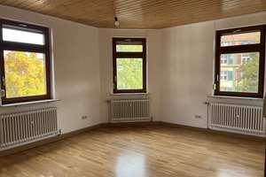 Helle, großzügige 3-Zimmer-Wohnung in Stuttgart-Heslach mit Einbauküche – Die vollständige Adresse der Immobilie erhältst du vom Anbieter., 70199 Heslach, Stuttgart – Vorschaubild 1
