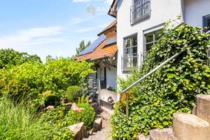 RESERVIERT: Wundervolles Einfamilienhaus mit Einliegerwohnung und traumhaften Weitblick – Die vollständige Adresse der Immobilie erhältst du vom Anbieter., 93077 Bad Abbach – Vorschaubild 8