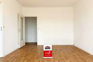 3-Zimmer-Wohnung mit Südbalkon in Rostock-Lütten Klein – Gedser Str. 5, 18107 Rostock – Vorschaubild 1