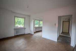 Gepflegte 3-Zimmer-Wohnung mit Dachboden-Zimmer, Garten, Garage und Stellplatz – frisch renoviert – Am Südwestfriedhof 22, 44137 Westfalenhalle, Dortmund – Vorschaubild 2