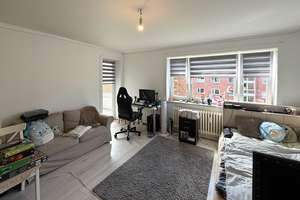 Helle 3-Zimmer-Wohnung mit Südbalkon in Uni-Nähe – ideal für Eigennutzer, Kapitalanleger oder als WG – Die vollständige Adresse der Immobilie erhältst du vom Anbieter., 24106 Wik, Kiel – Vorschaubild 3