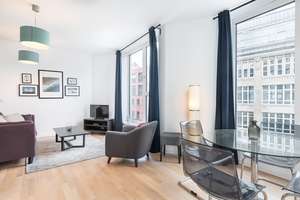 Chausseestraße, Mitte: 2 Zimmer Neubauwohnung im "Living 108", 3. OG, Gemeinschaftsterrasse, Aufzug – Chausseestr. 108, 10115 Mitte (Ortsteil), Berlin – Vorschaubild 1