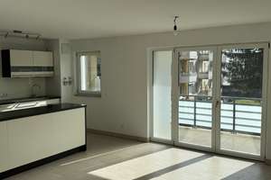 Helle 3-Zimmer-Wohnung mit Balkon, 2 Bädern & Tiefgarage in München-Moosach – Baubergerstraße 8, 80992 Moosach-Bahnhof, München – Vorschaubild 3