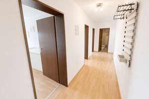Moderne 3-Zimmer-Wohnung im Hirschpfad – Balkon, Aufzug & Blick ins Grüne – Die vollständige Adresse der Immobilie erhältst du vom Anbieter., 71735 Eberdingen – Vorschaubild 5