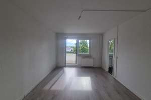 Wellbeing Appartement mit Einbauküche und Sonnenbalkon – Bruno-Taut-Ring 162, 39130 Neu Olvenstedt, Magdeburg – Vorschaubild 1
