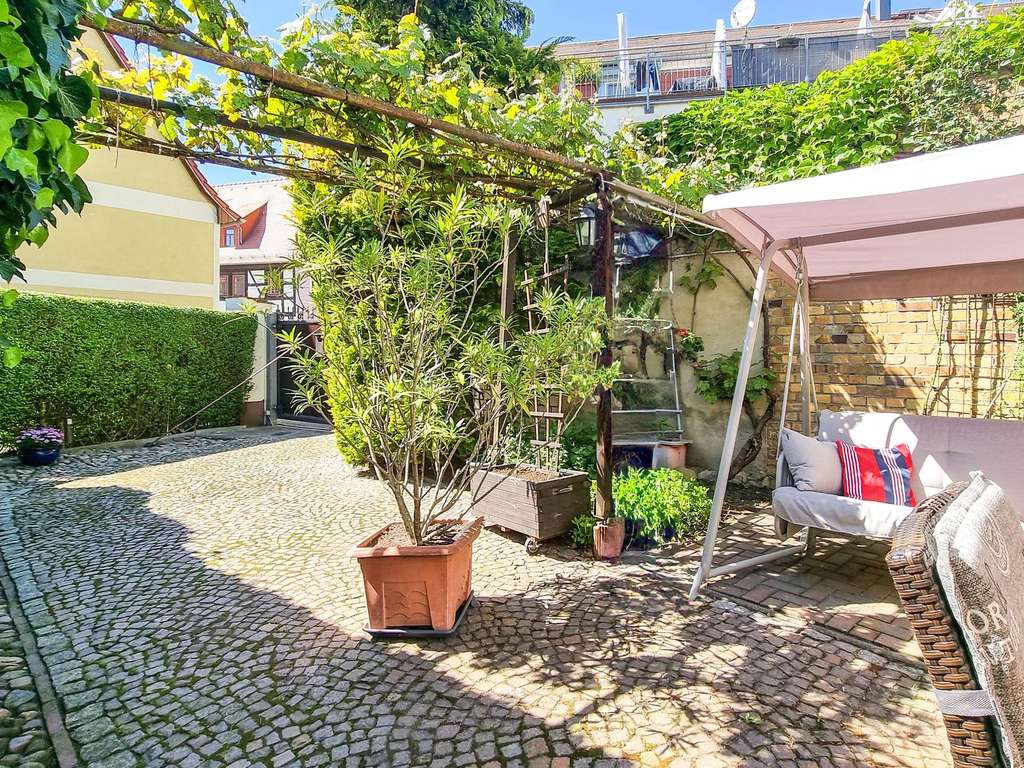 Immobilie in Delitzsch - 182 m² Wohnfläche + 74 m² Gewerbefläche im Erdgeschoss I Einliegerwohnung-Wohnung im DG - Bild 3