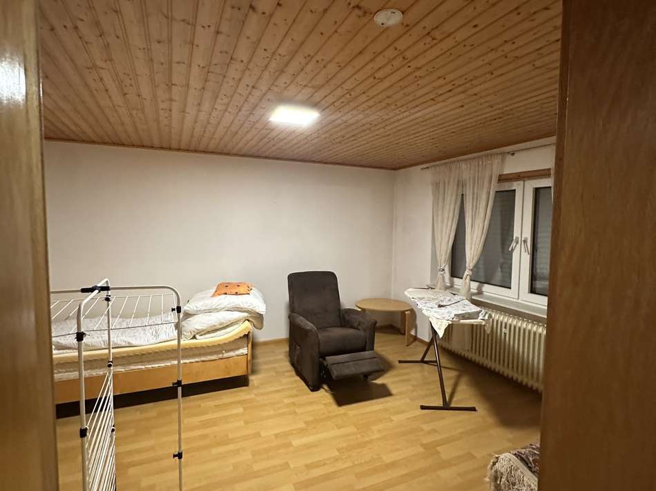 KG-ausgebautes Zimmer 