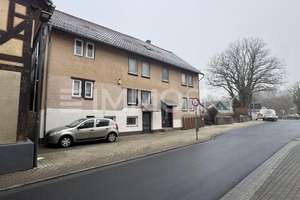 Mehrfamilienhaus mit 4 Wohneinheiten inkl. Gerwerbefläche – Die vollständige Adresse der Immobilie erhältst du vom Anbieter., 36329 Romrod – Vorschaubild 4